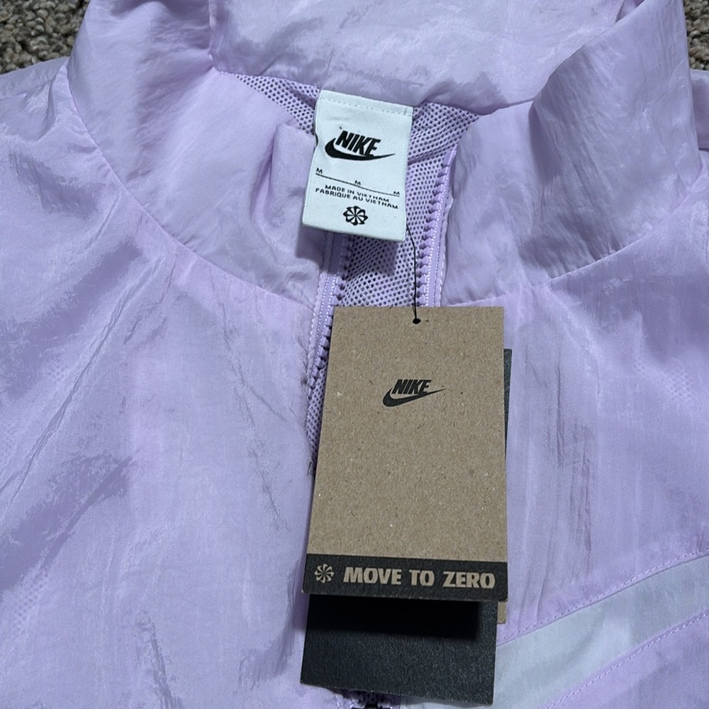 Nike Oversized Jacket size medium NWT - Picture 2 of 4